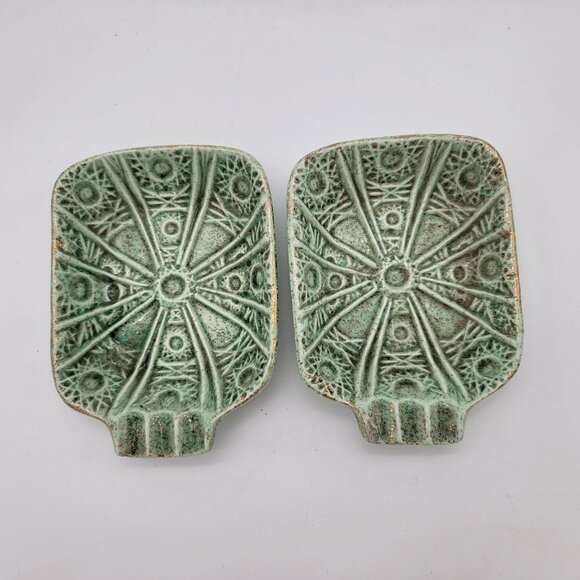 Mid Century Green Calif Org Pottery Ashtrays - Picture 1 of 3